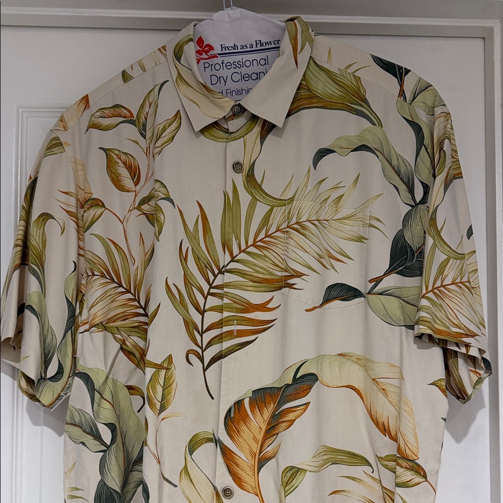 Tommy Bahama Tropical Leaf Print Men's Shirt